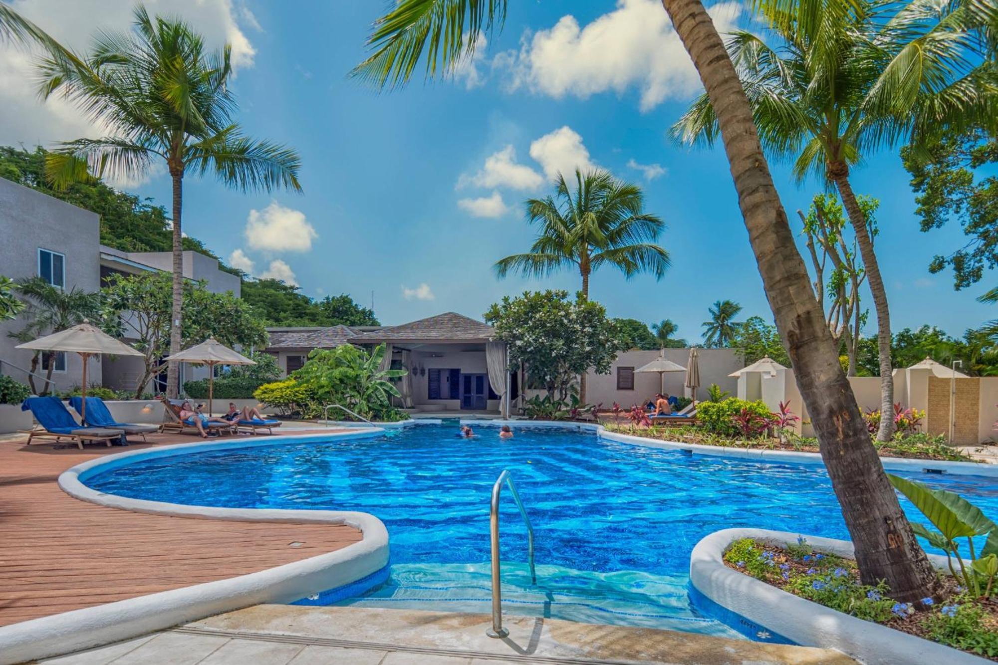 Waves Resort & Spa, Barbados, An Autograph Collection All-Inclusive Resort Saint James Exteriér fotografie