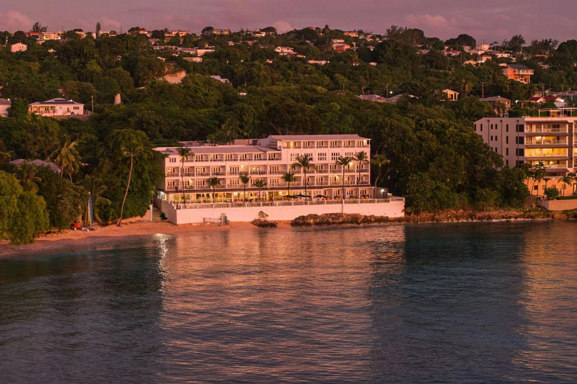 Waves Resort & Spa, Barbados, An Autograph Collection All-Inclusive Resort Saint James Exteriér fotografie
